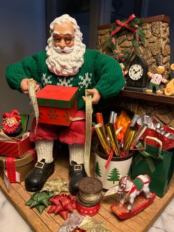 Vintage Santa Wrapping Gifts Kirkland Signature Fabric Mache 10" Figure Christmas Santa