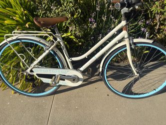 Main Street City Cruiser Bike- 26” tires / 7 speed!