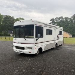 2002 Winnebago 