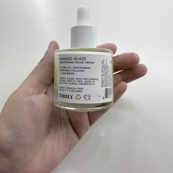 Truly Mango Glaze Smoothing Facial Serum