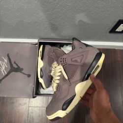 Jordan 4 A Ma Maniere