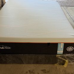 tempur-pedic Queen mattress  1.0 Lux Breeze Firm W/ Box Spring 