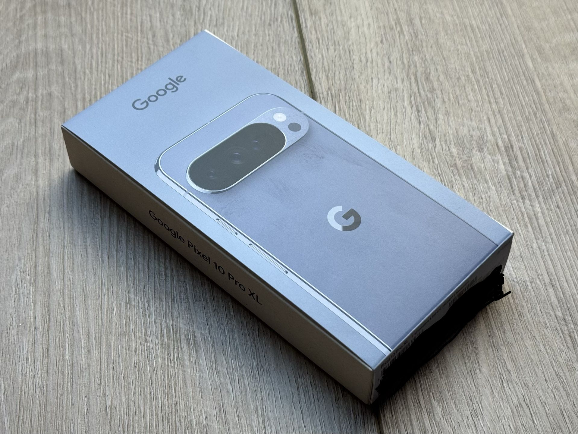 Pixel 10 Pro XL, SEALED IN BOX NEW 11/10/2025 batch, Moonstone 256GB Google Pixel 10 Pro XL, On T-Mobile.