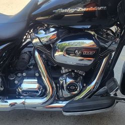 2019  Harley Road Glide