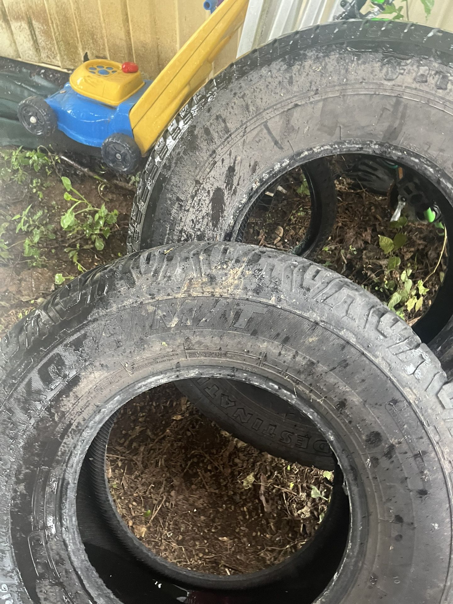 265/75R16 Tires