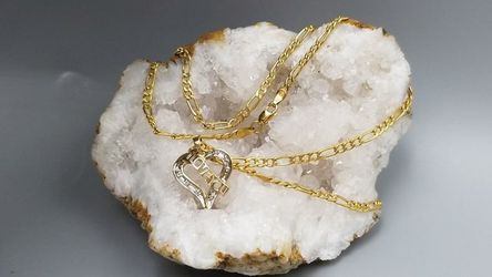 Figaro Chain Dia Chip Pendant Necklace