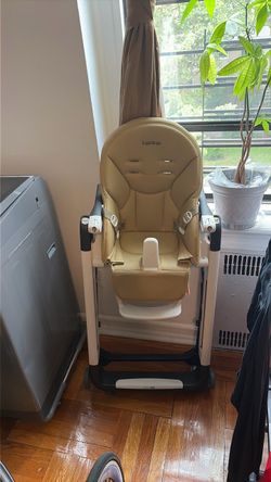 Peg Parego feeding chair