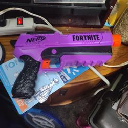 Fortnight Nerf 🔫