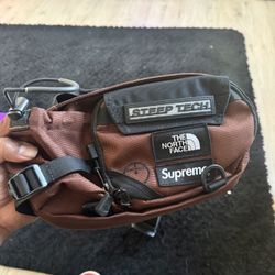 Supreme x The North Face Steep Tech Bag