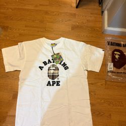 BAPE T SHIRT 