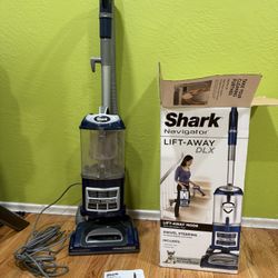 Shark DLX Vacuum