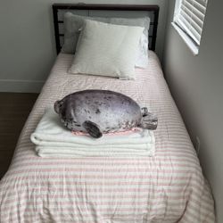 2 twin Beds For Sale