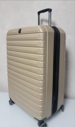 Delsey Paris Check in bag Hardside
Luggage