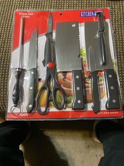 8 Piece Stainless Steel Kitchen Knife Set with Black Plastic Handles