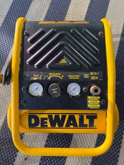Dewalt 1gal 135psi compress