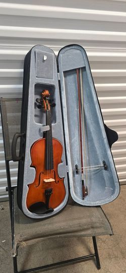 Violin Size 4/4 $49