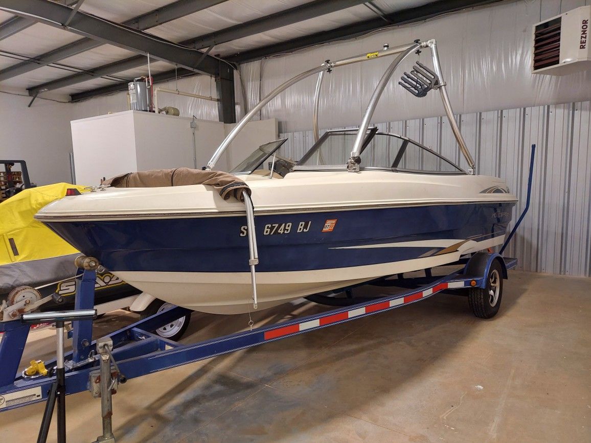 2002 Monterey Boat & Seadoo Jetski