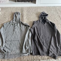 2 Mixed Hoodies – Super Soft & Stretch, Sz M, Used 🧵