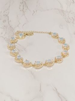 Oval Opal Stone Bracelet (14k Gold Plated)