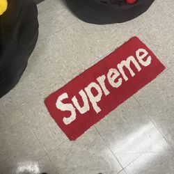 Supreme Rug 