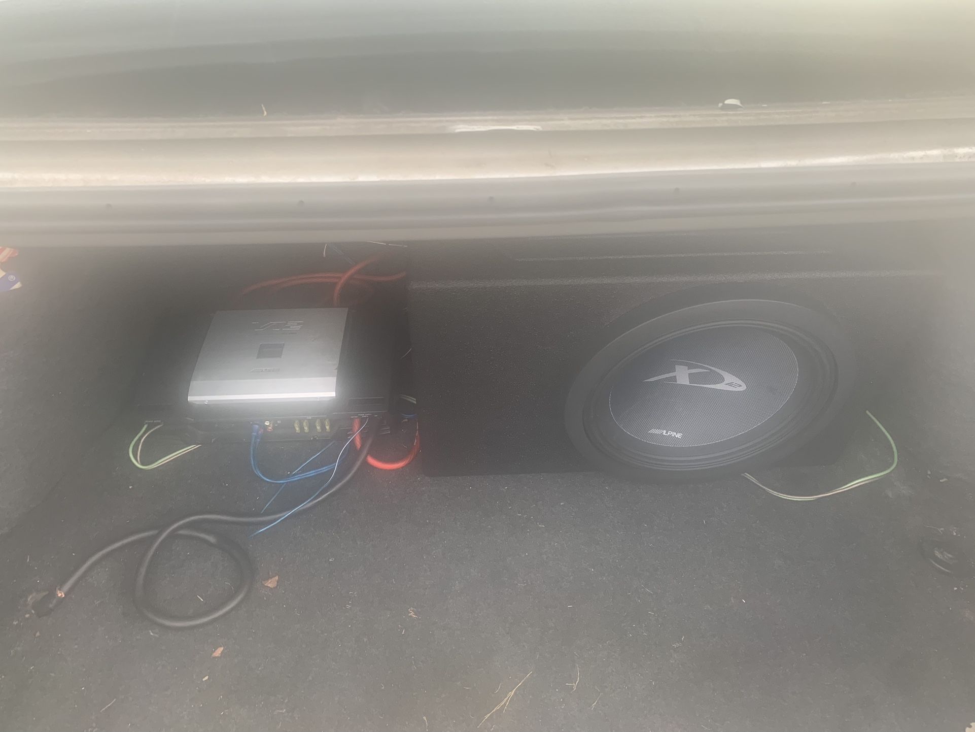 Alpine Type X 12 And Alpine Mrd-1005 Amplifier With Qbomb Box
