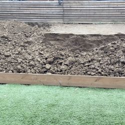 Free Dirt 5 Yards Worth- Bring Your Shovel Truck Or Trailer