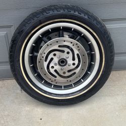 2007 Harley Road King Front Wheel Tire Windshield Ape hangars Oil