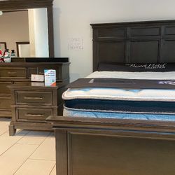 Lindex grey solid wood bedroom set now only $799. Easy finance option. Same day delivery.