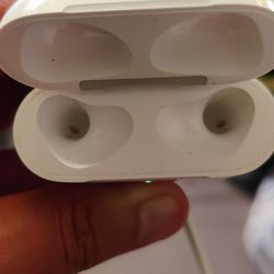 Apple Airpods 3 (Case Only)