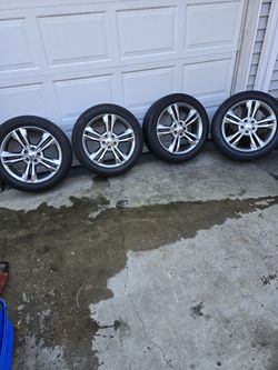 4 Michelin Tires and Dodge Charger Rims