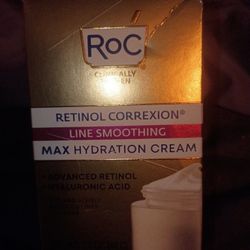 RoC Retinol Correxion Line Smoothing Max Hydration Cream.