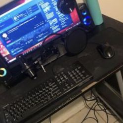 Gaming Pc With Disk Player