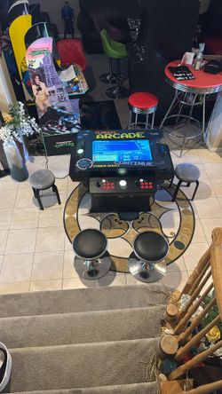 Arcade Classics 4 Person with 4 Stools (750 Games)
