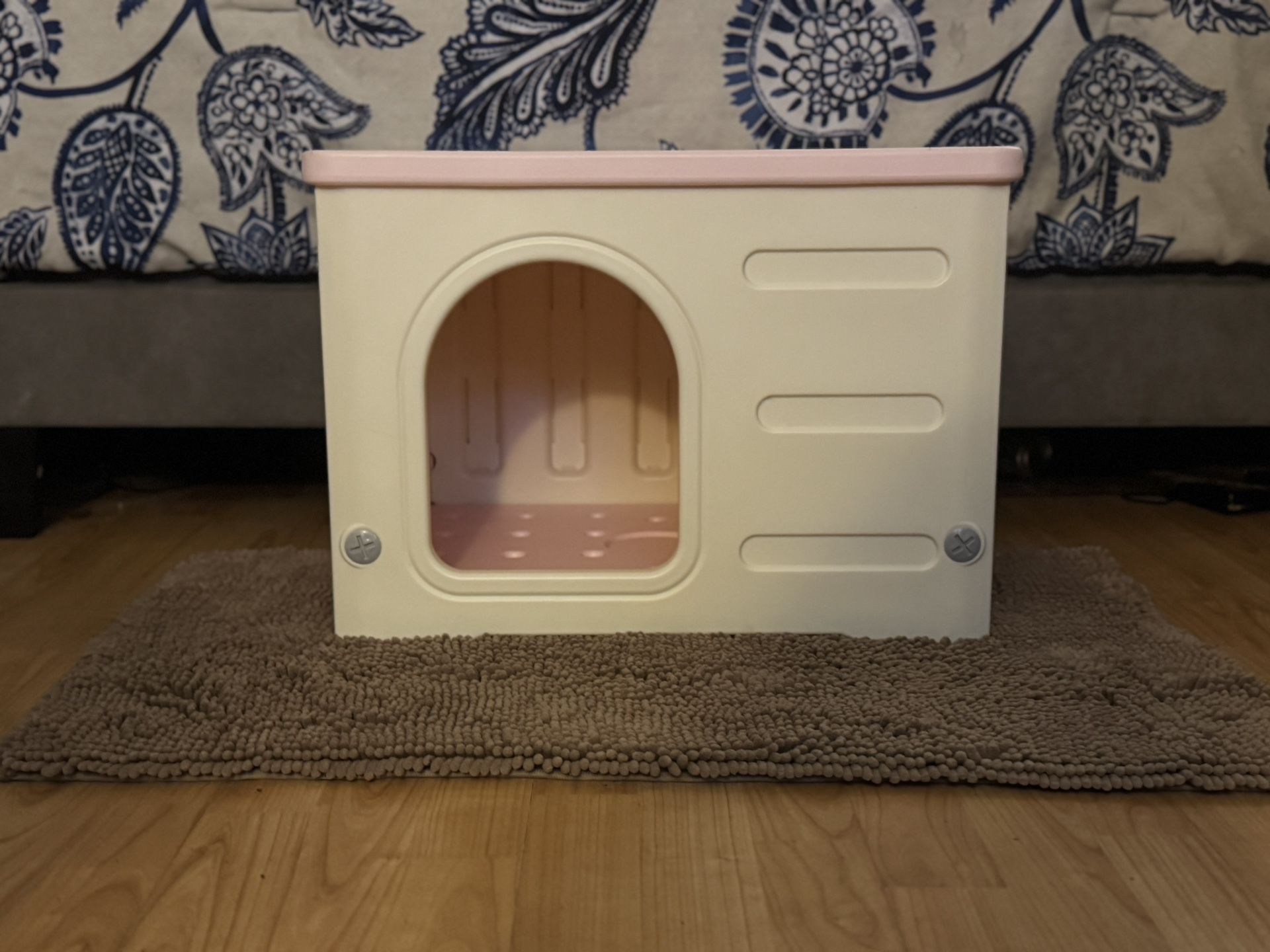 Cat House