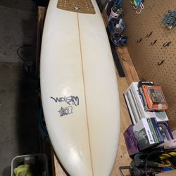 5’4” Wisdom Sprout Biscuit Surfboard 