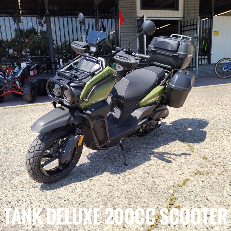 Tank deluxe scooter 200cc EFI $2,795 cash price plus taxes and fees 