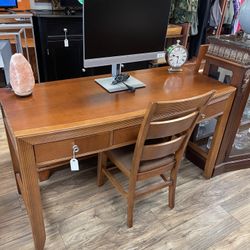 Desk And Chair 