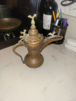 tea pot kettle Islamic antique arabic??