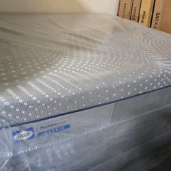 Sealy Posturepedic Hybrid Norman 12” Medium Mattress KING SIZE