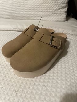 Platform clogs madden girl brand