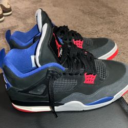 Air Jordan Retro 4s