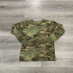 2000s Rothco men's camo longsleeve