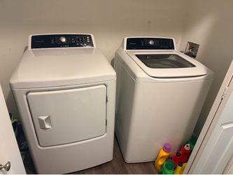 Frigidaire washer and dryer