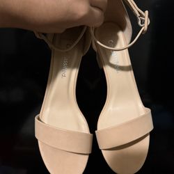 Low Heel Beige 