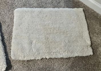 Beige Bathroom Mats