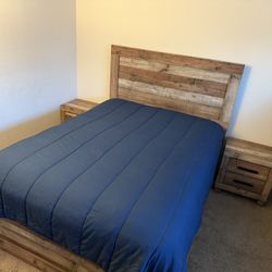 Queen Frame/Two Night Stands/ Dresser With mirror