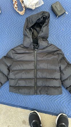 Cropped size small puffer jacket