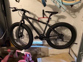 Northrock 00JX Fat Tire Mountain Bike Like New