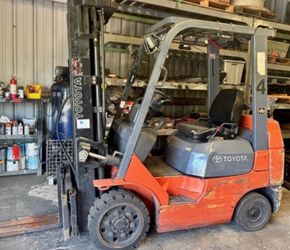 Toyota forklift running no issues 5000lb