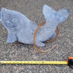 Fountain Garden Fish 19x13x8